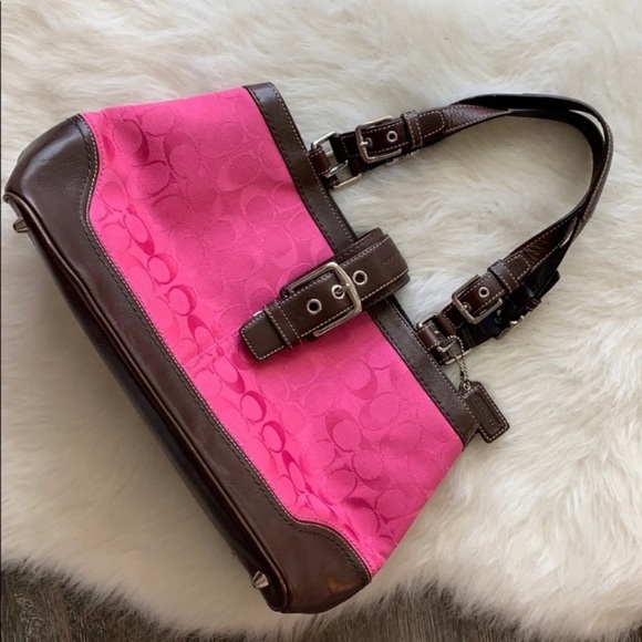 Coach Handbags - NWOT Coach | Hampton carryall signature bag